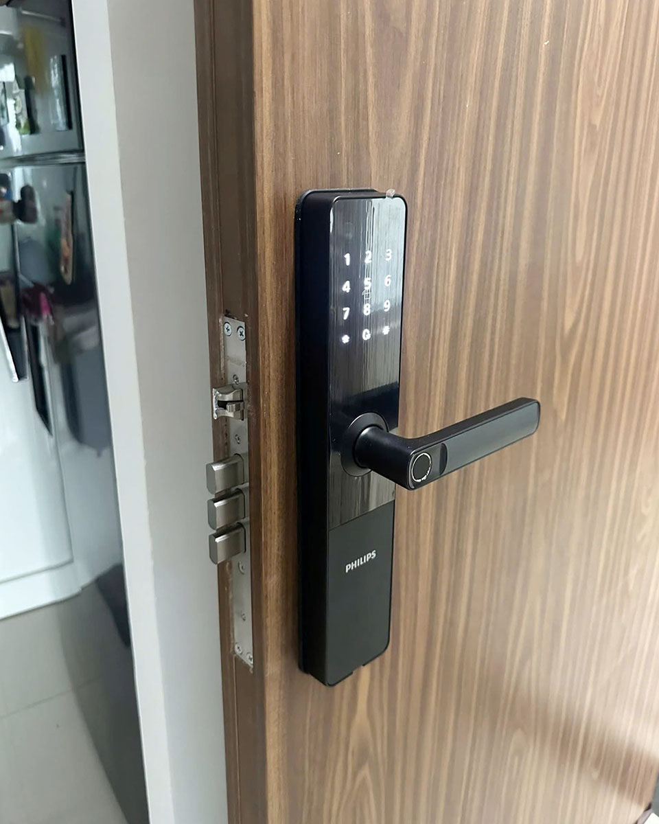 Khóa cửa thông minh Philips DDL609-5HS - ảnh 4