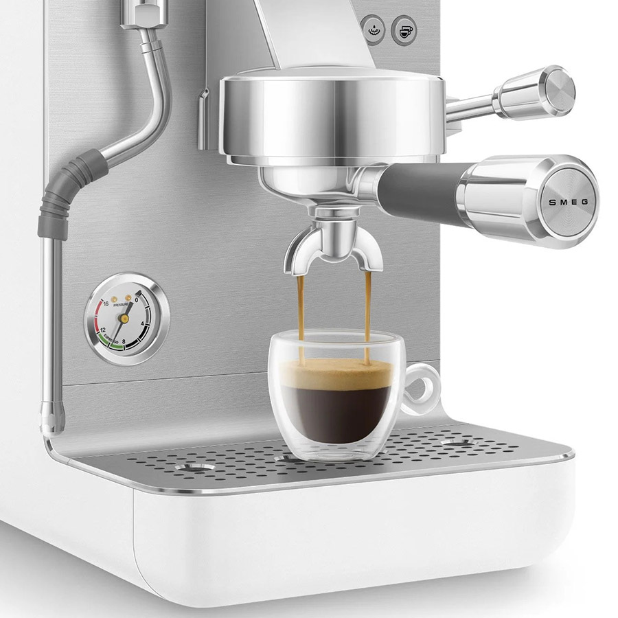 Máy pha cà phê bán chuyên nghiệp Smeg EMC02WHMEU - Màu trắng Matte - ảnh 7